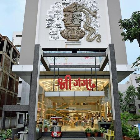 Shree Ganga Smb Hotels Ujjain Zewnętrze zdjęcie